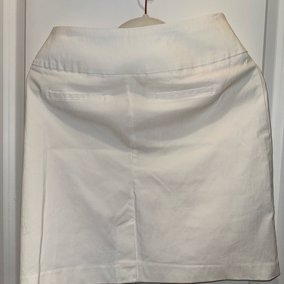 NWT Lulu-B Women’s White 4-Pocket Pull On Stretch Summer Skirt With Shorts Sz 4 - Picture 3 of 11